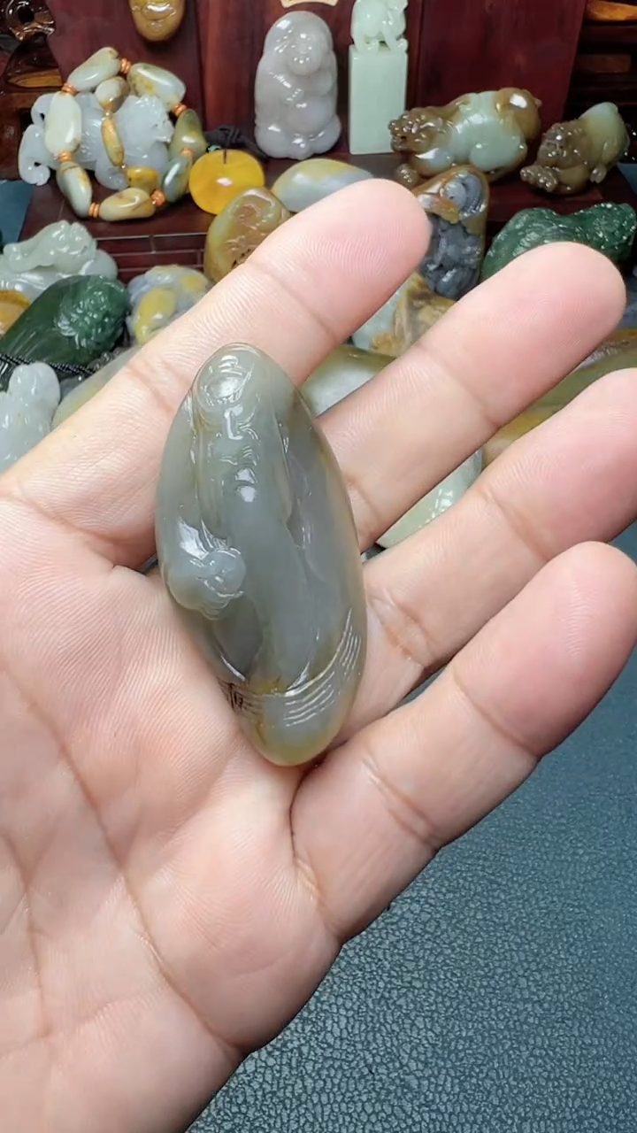 未镶嵌和田玉挂件-