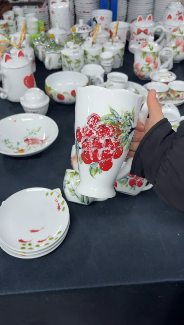 景德镇高温陶瓷食品级手绘釉中彩-吸管杯