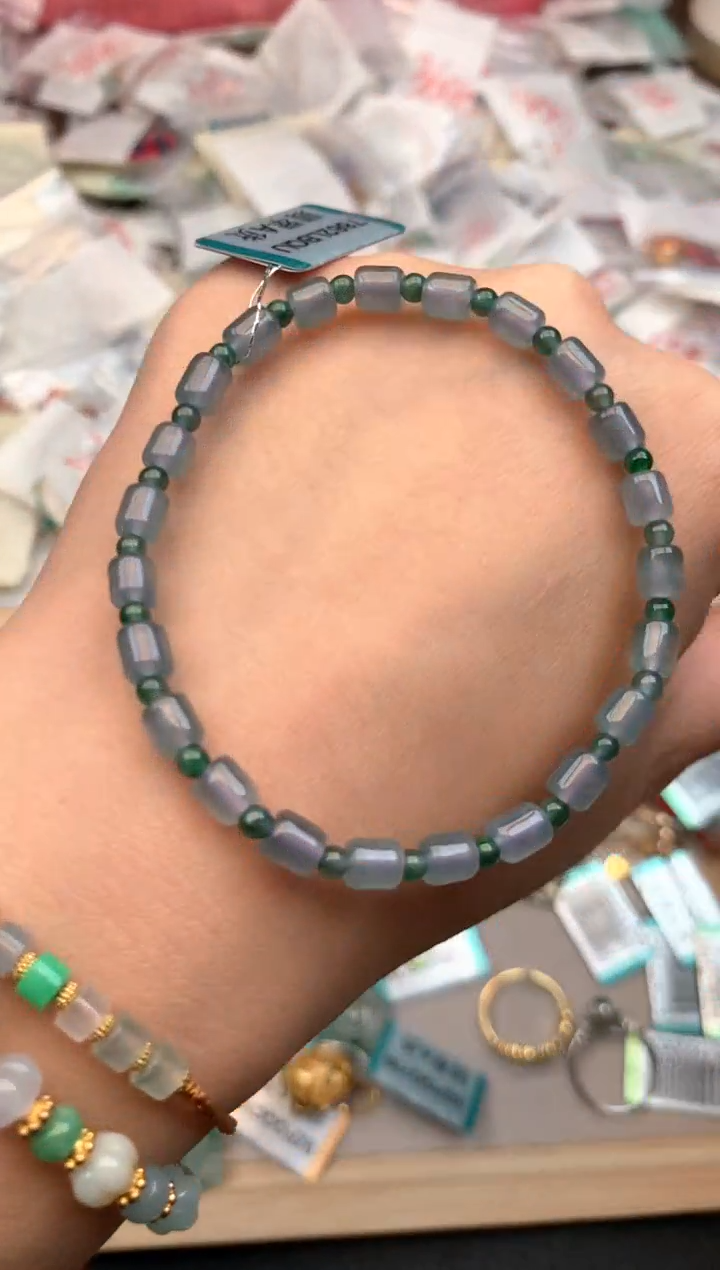 未镶嵌挂件翡翠一