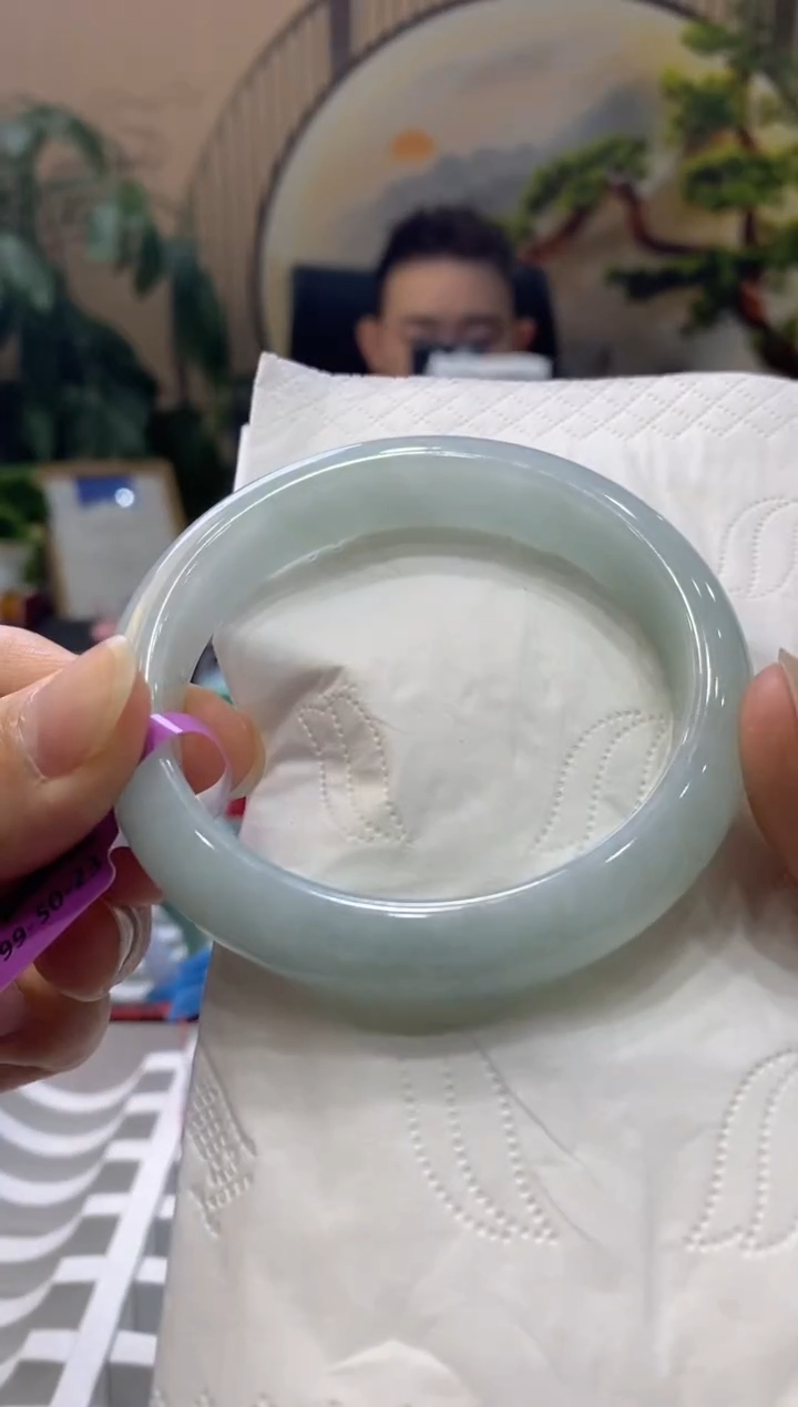 【闪购商品】翡翠手镯未镶嵌000009652