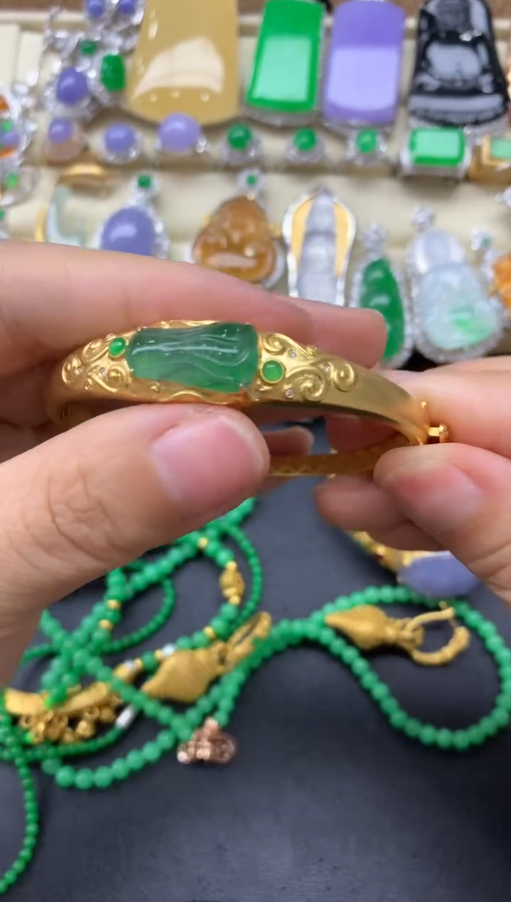 【闪购商品】翡翠手镯18K金镶嵌611-中国好珍宝1