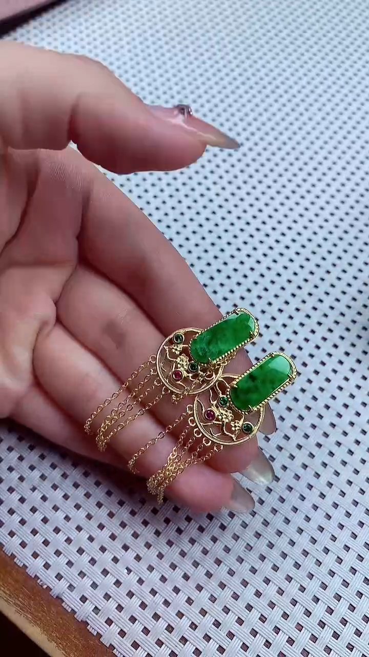 【闪购商品】翡翠耳饰银S925镶嵌耳饰