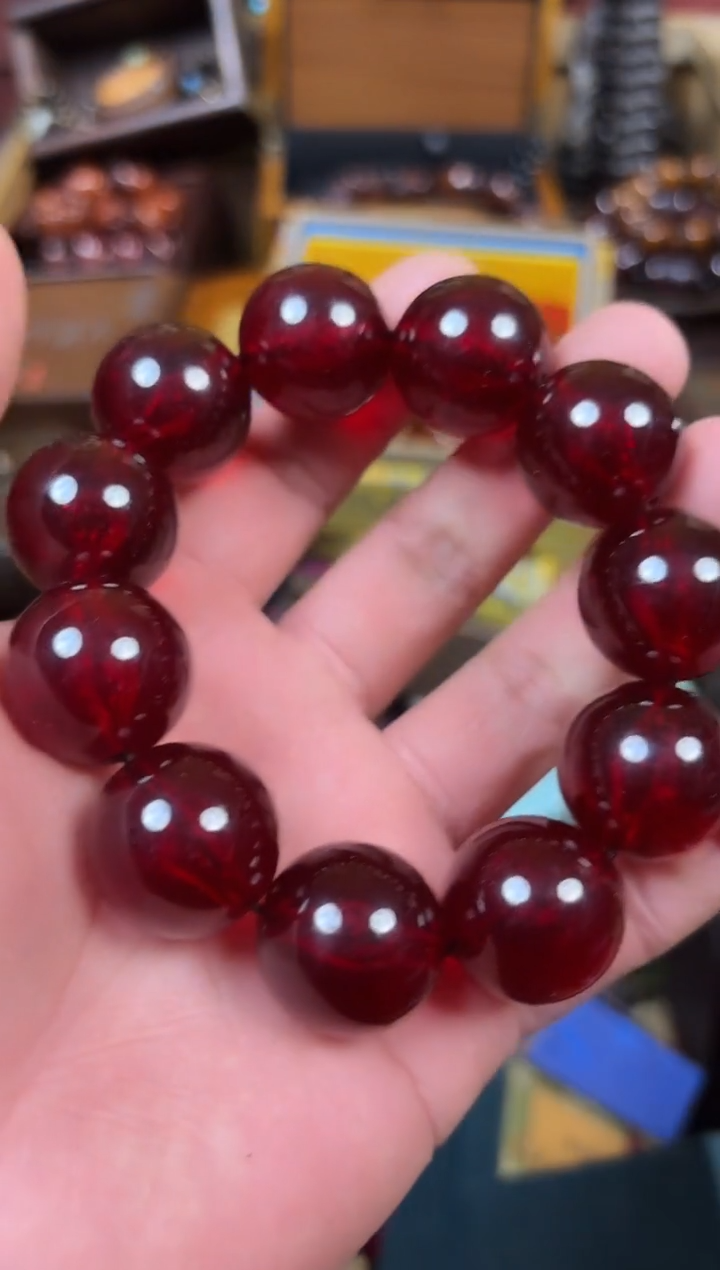 【闪购商品】血珀耳饰未镶嵌------------------