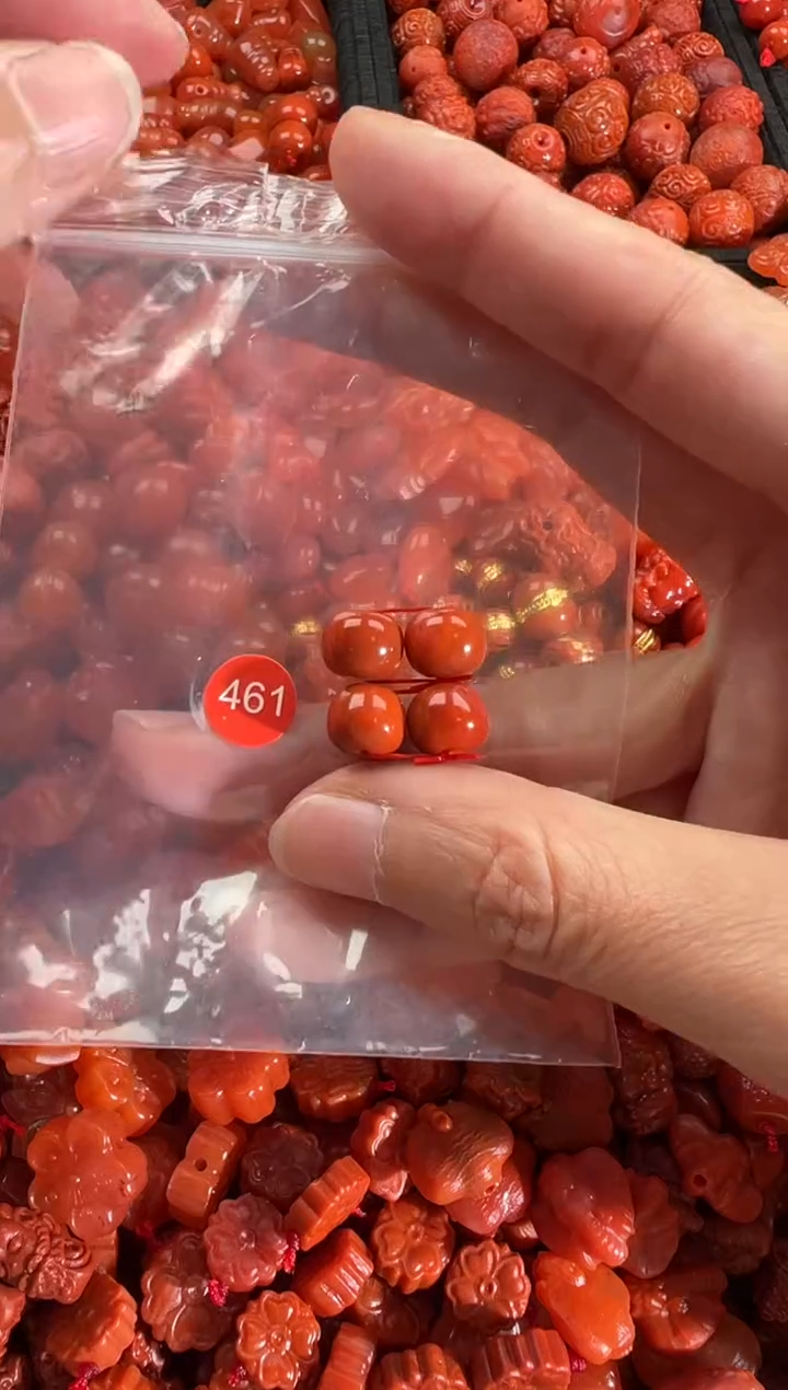 【闪购商品】南红玛瑙颈饰未镶嵌1