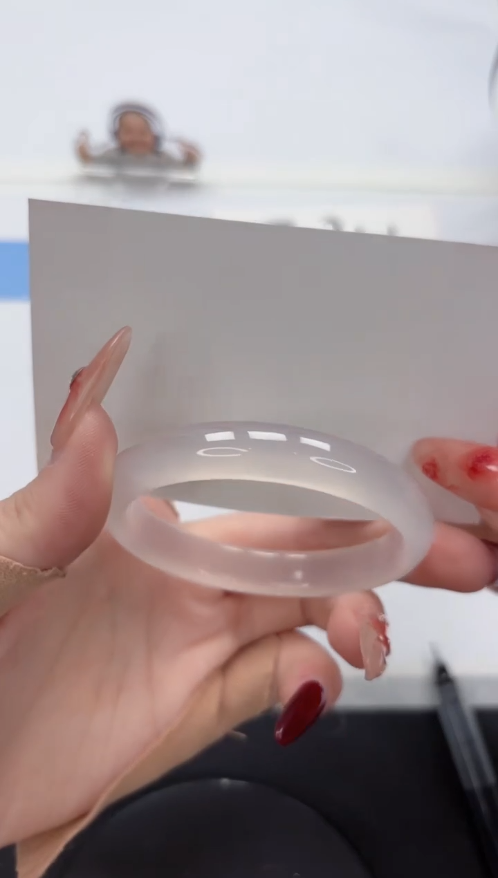 【闪购商品】石英质玉手镯未镶嵌A419-54