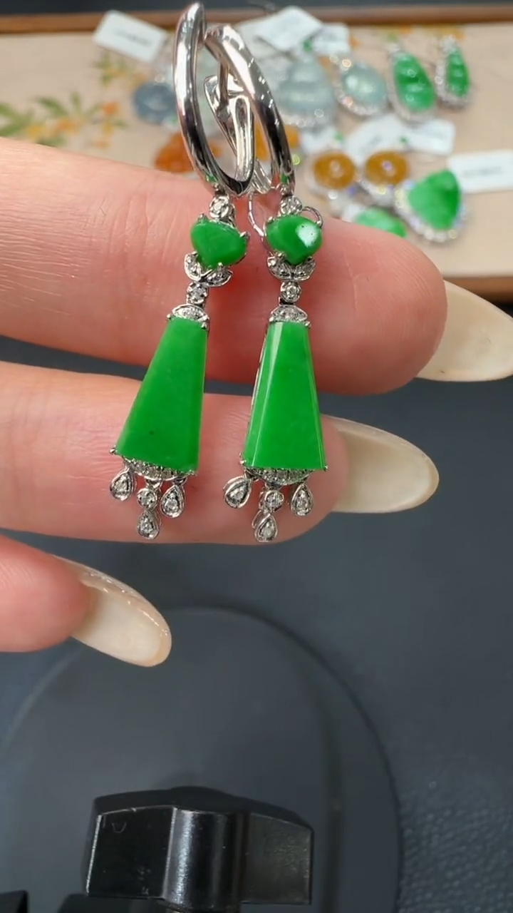 【闪购商品】翡翠耳饰18K金镶嵌耳饰29