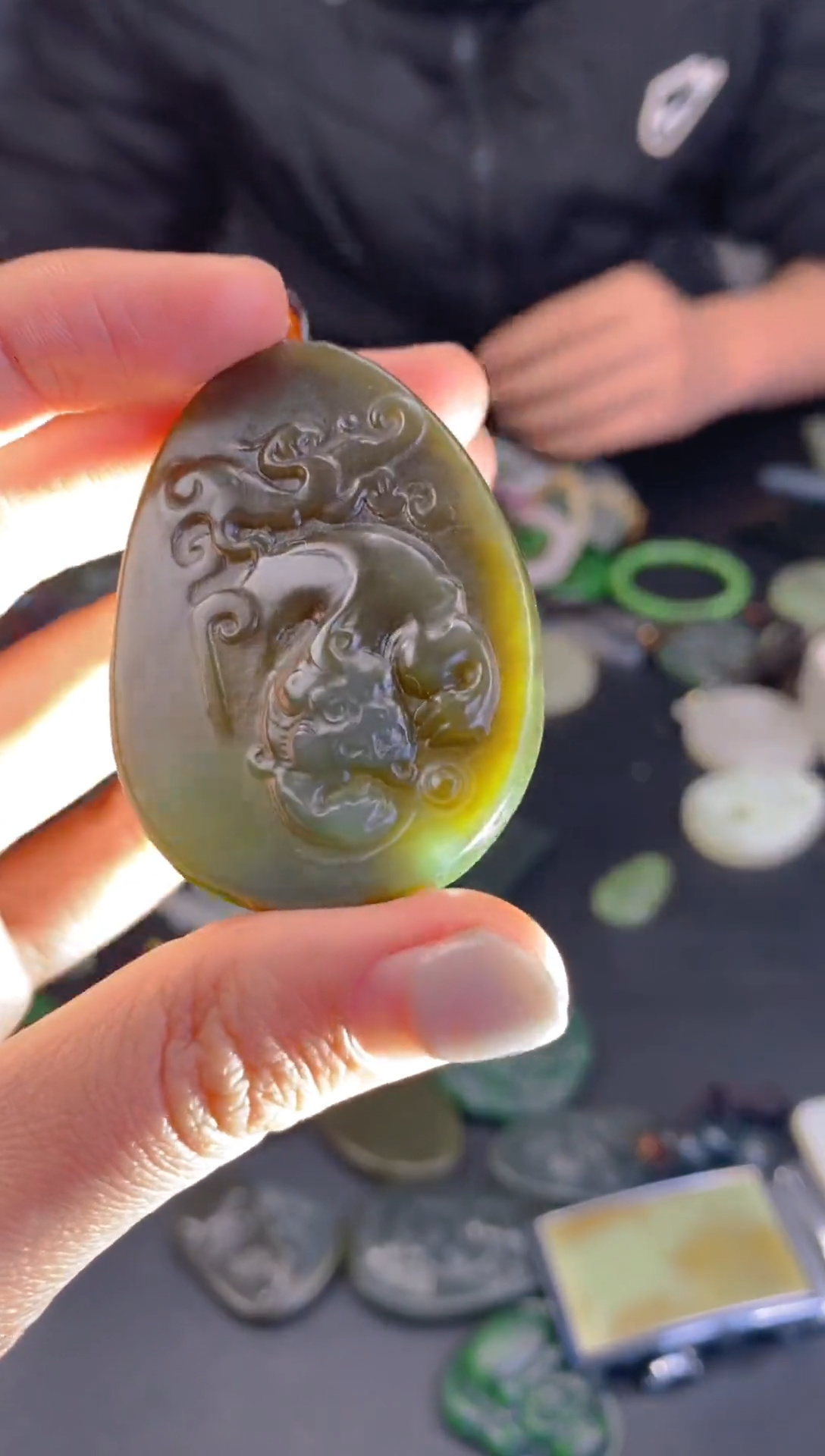 颈饰未镶嵌和田玉1