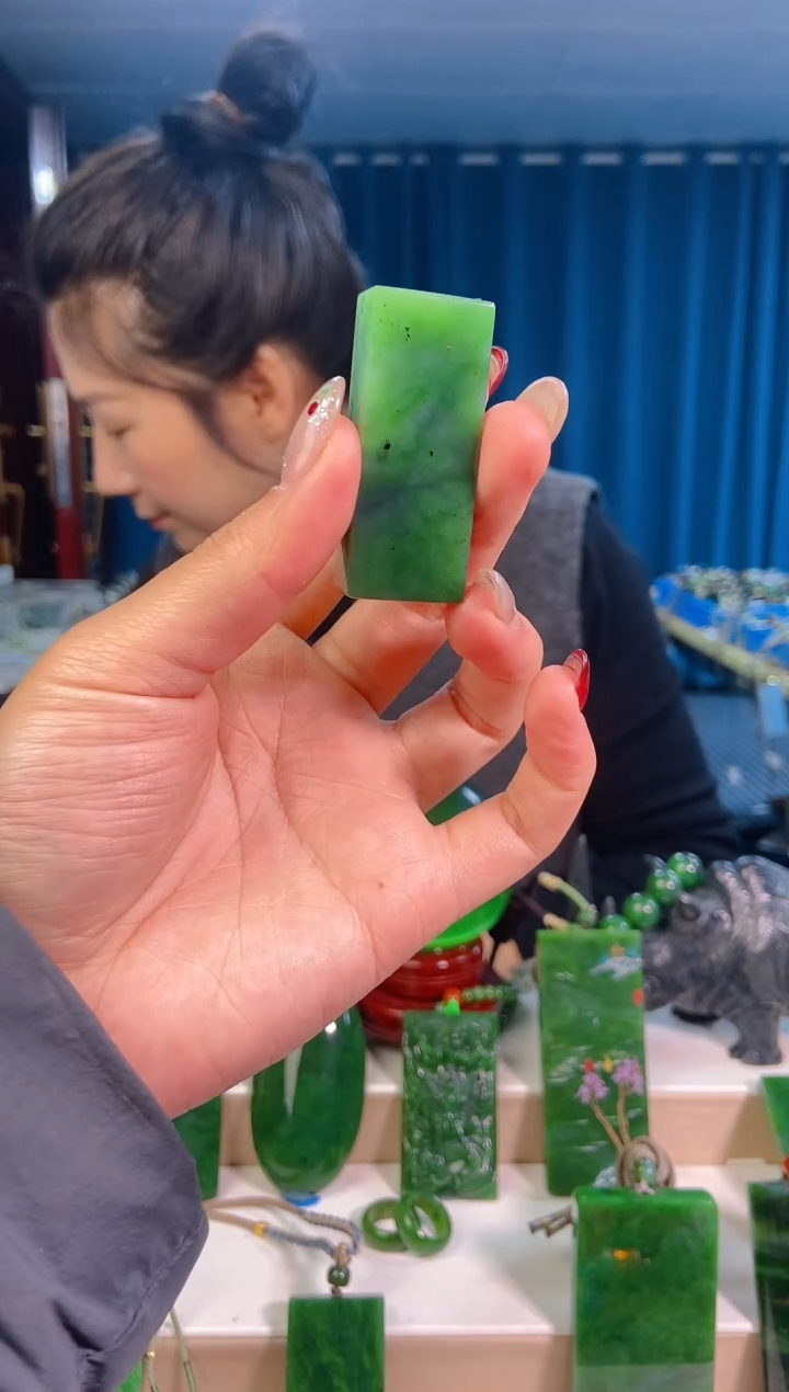 【闪购商品】和田玉挂件未镶嵌1