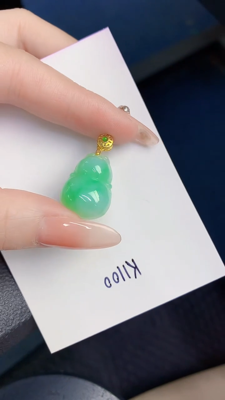 颈饰18K金镶嵌翡翠缅甸天然翡翠A货