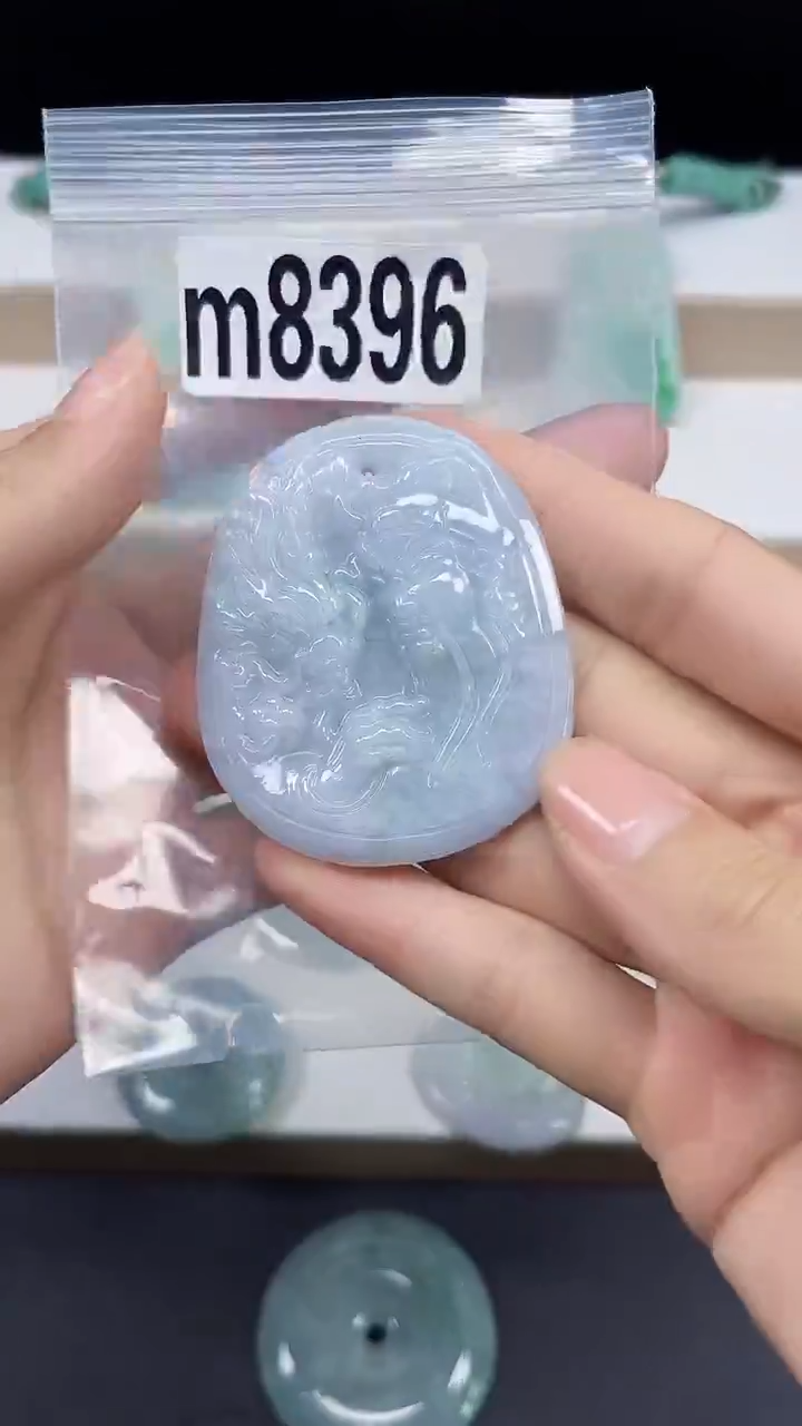 颈饰未镶嵌翡翠天然翡翠吊坠挂件