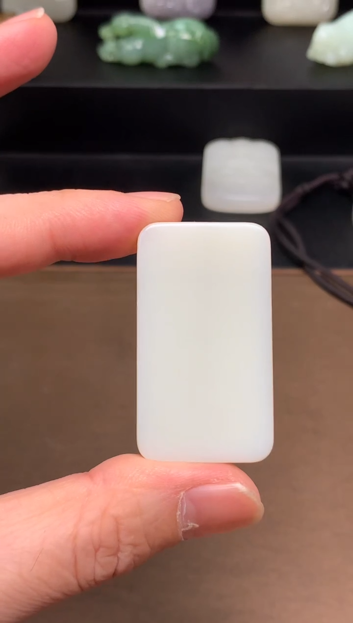 颈饰未镶嵌和田玉13 通