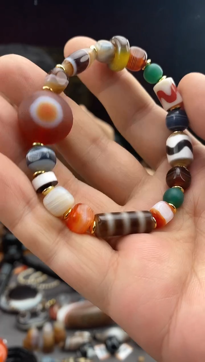 玛瑙/玉髓颈饰未镶嵌-1123 -35 颜色状态多样性发