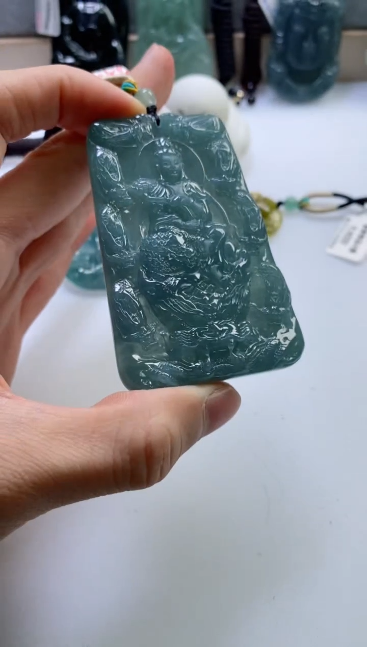 【闪购商品】翡翠挂件未镶嵌           