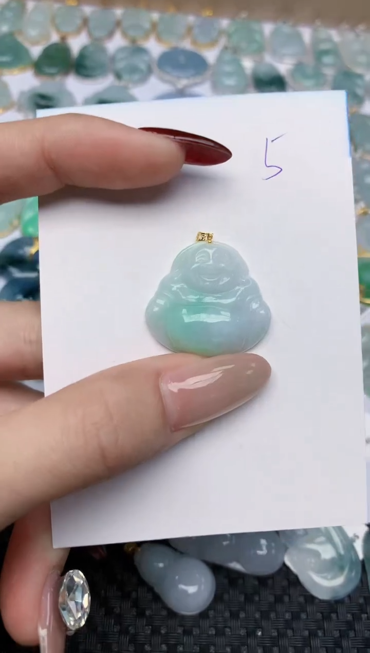 【闪购商品】翡翠颈饰18K金镶嵌天然翡翠a货