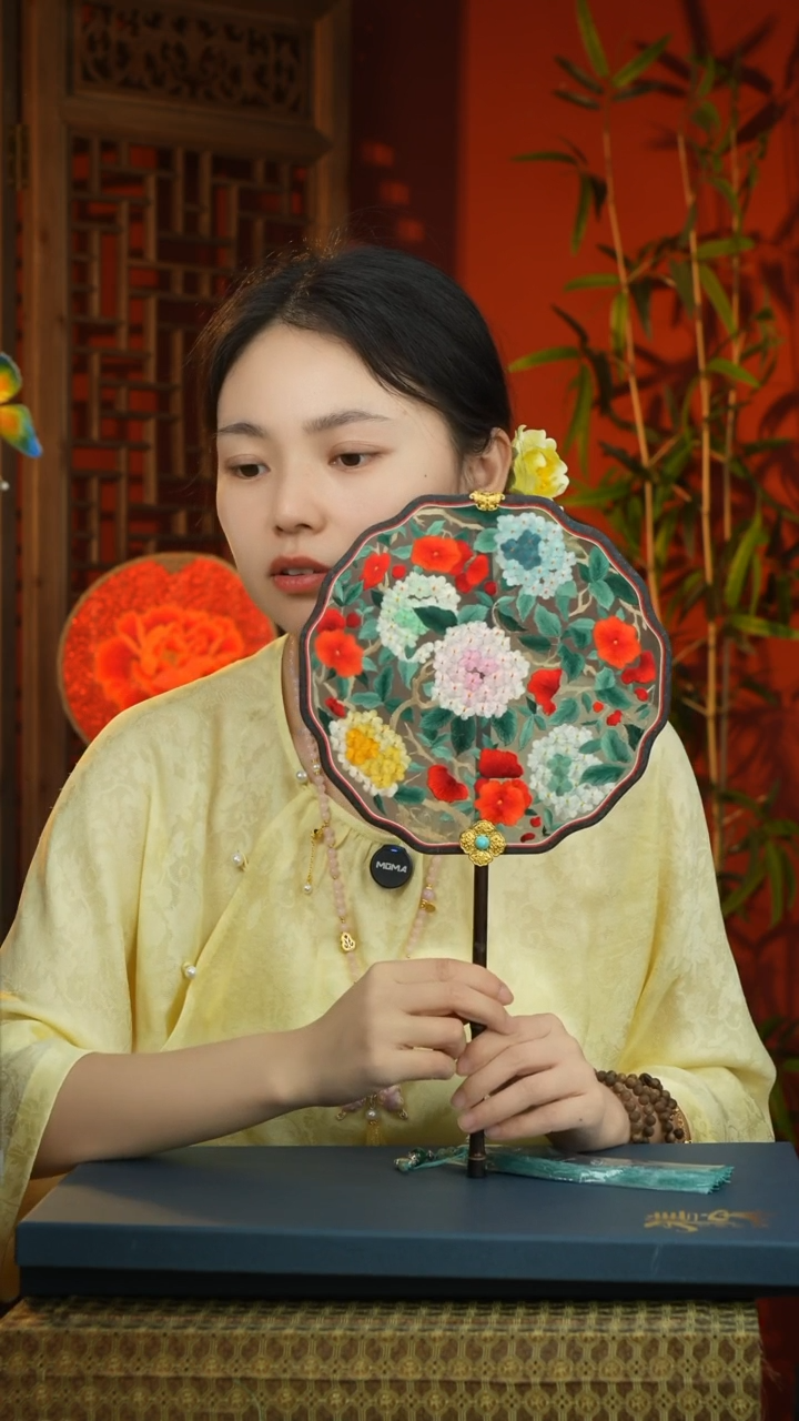 刺绣纯手工非遗国风饰品 