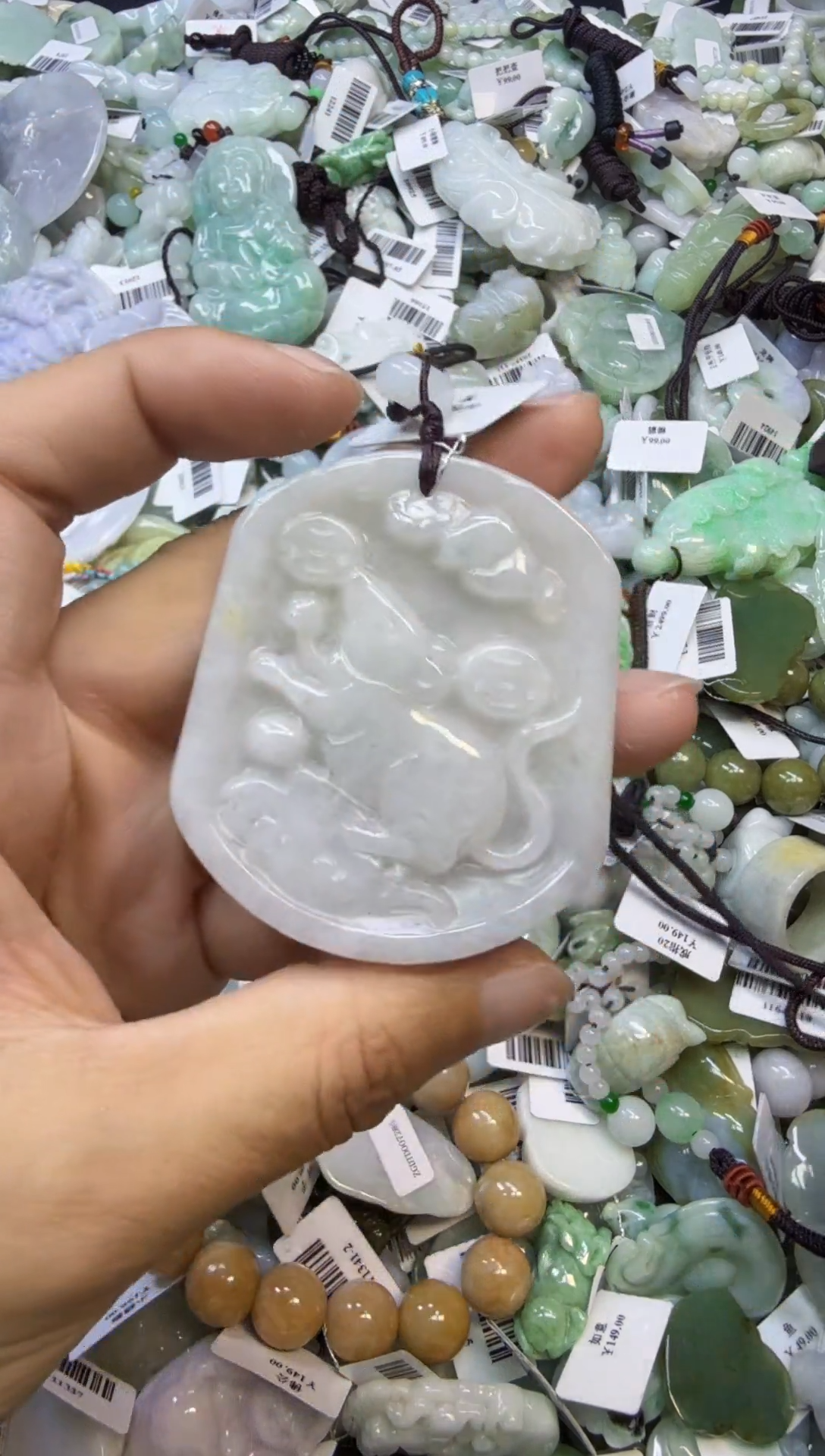 【闪购商品】翡翠颈饰未镶嵌00006293
