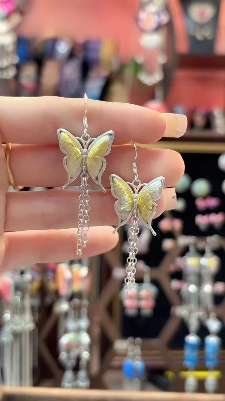 织绣 云织谣民族风精美饰品   149