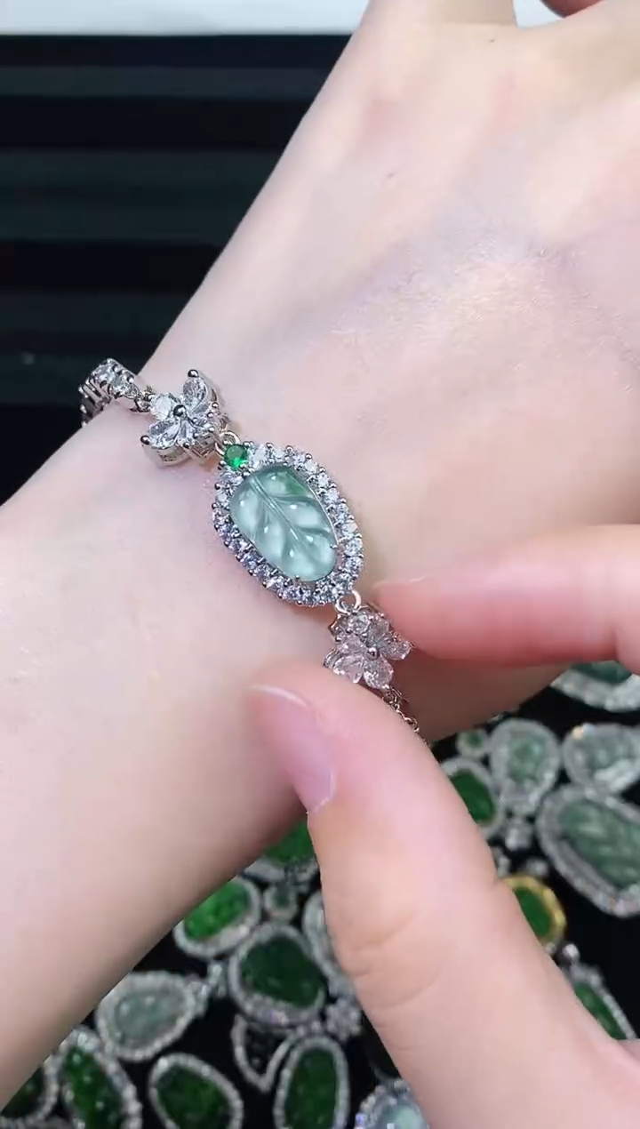 翡翠未镶嵌颈饰精美翡翠-多样性只发一件P803