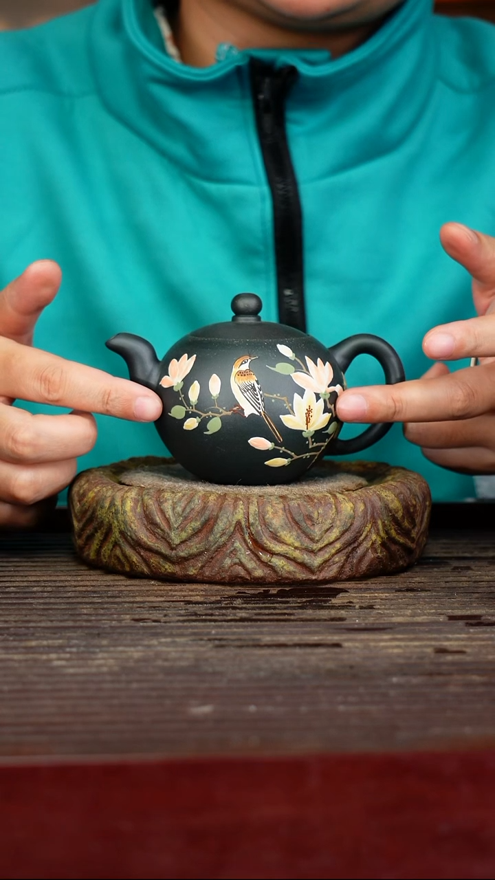 宜兴原矿紫砂壶茶壶宜兴原矿紫砂壶茶壶180C