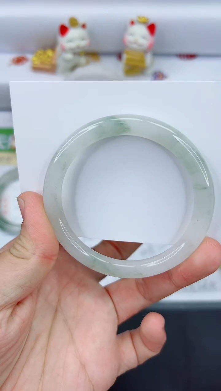 【闪购商品】石英质玉手镯未镶嵌1915-56.6