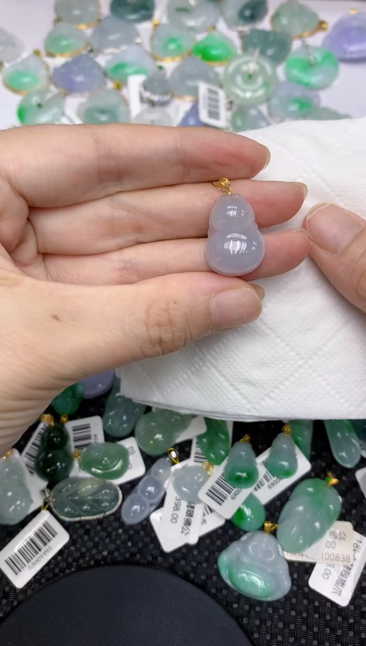 颈饰18K金镶嵌翡翠11111111111