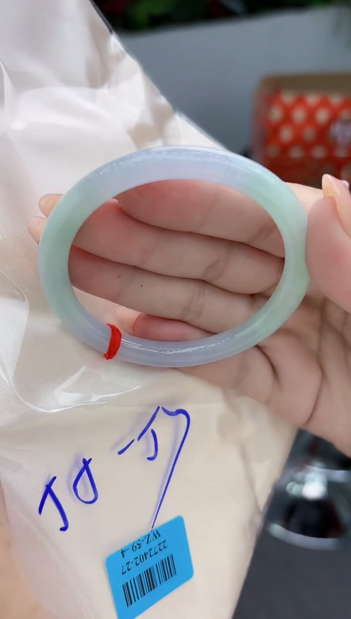 【闪购商品】翡翠手镯未镶嵌翡翠手镯