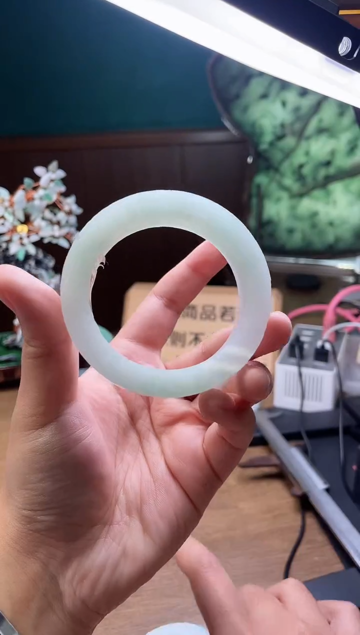 【闪购商品】定制翡翠手镯未镶嵌定制