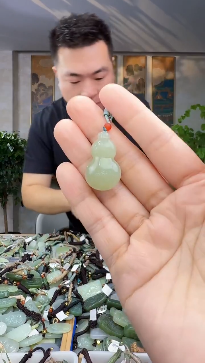 未镶嵌和田玉挂件拍一发一