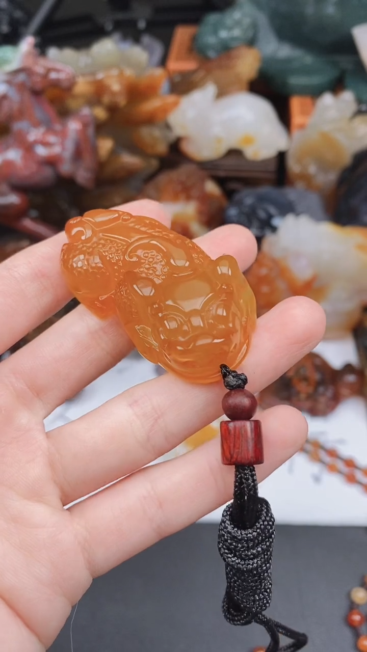 未镶嵌颈饰玛瑙/玉髓AA