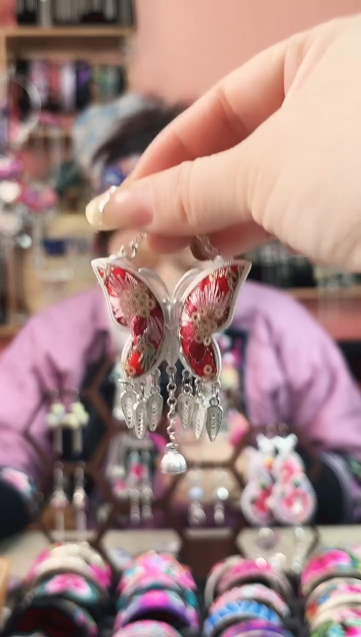 艺枝独秀老绣饰品34