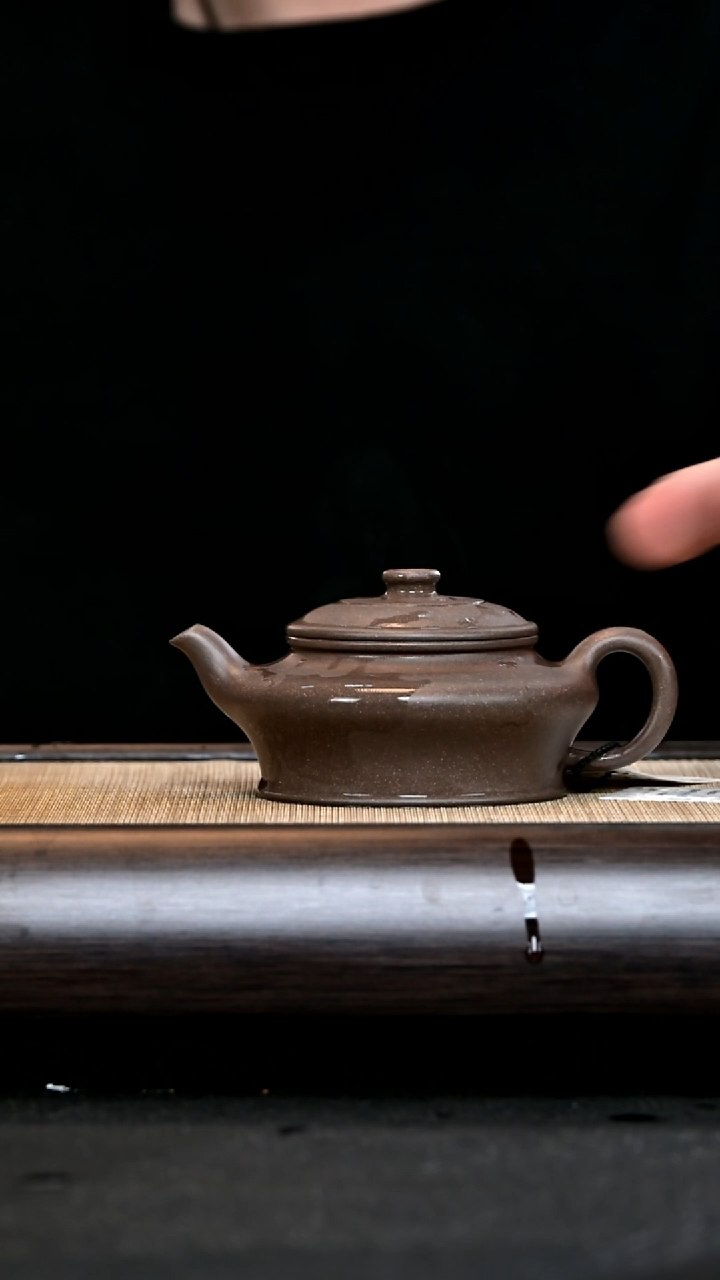 【闪购商品】紫砂茶壶Bk6205  虚扁 青灰段