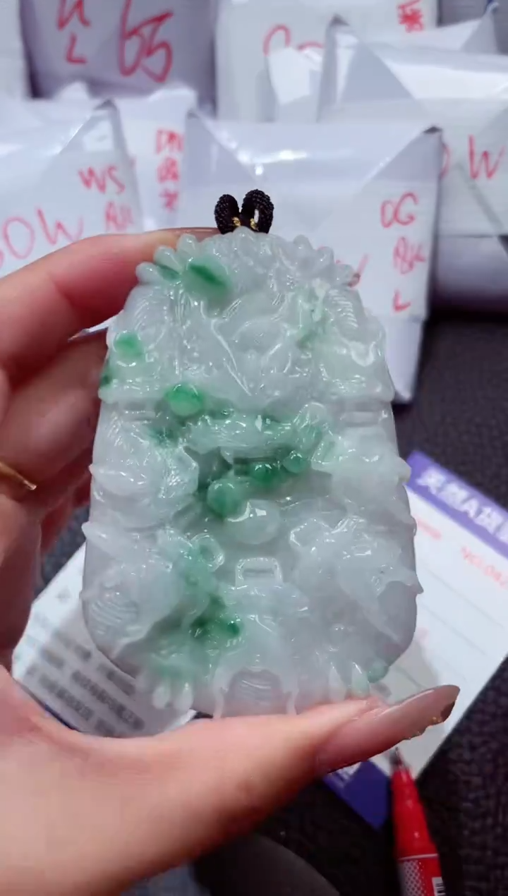 颈饰未镶嵌翡翠66