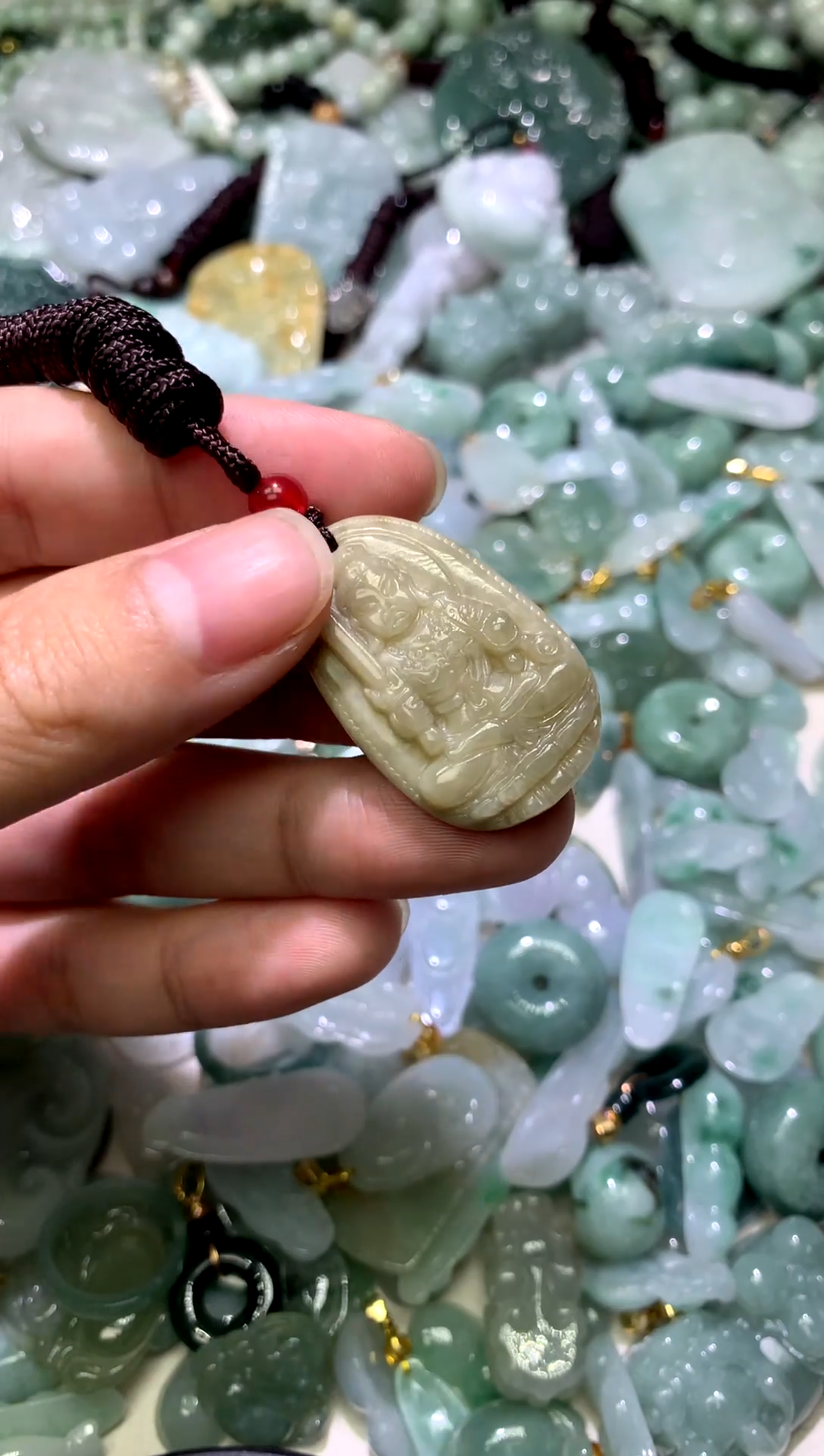 颈饰未镶嵌翡翠1