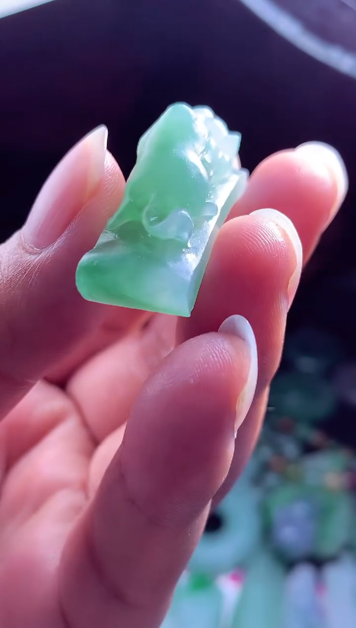 定制翡翠未镶嵌翡翠毛货定制