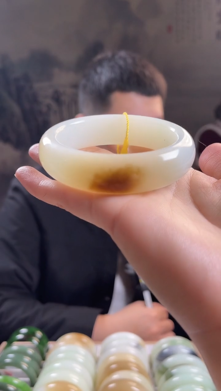 未镶嵌手镯和田玉58+圈口8625