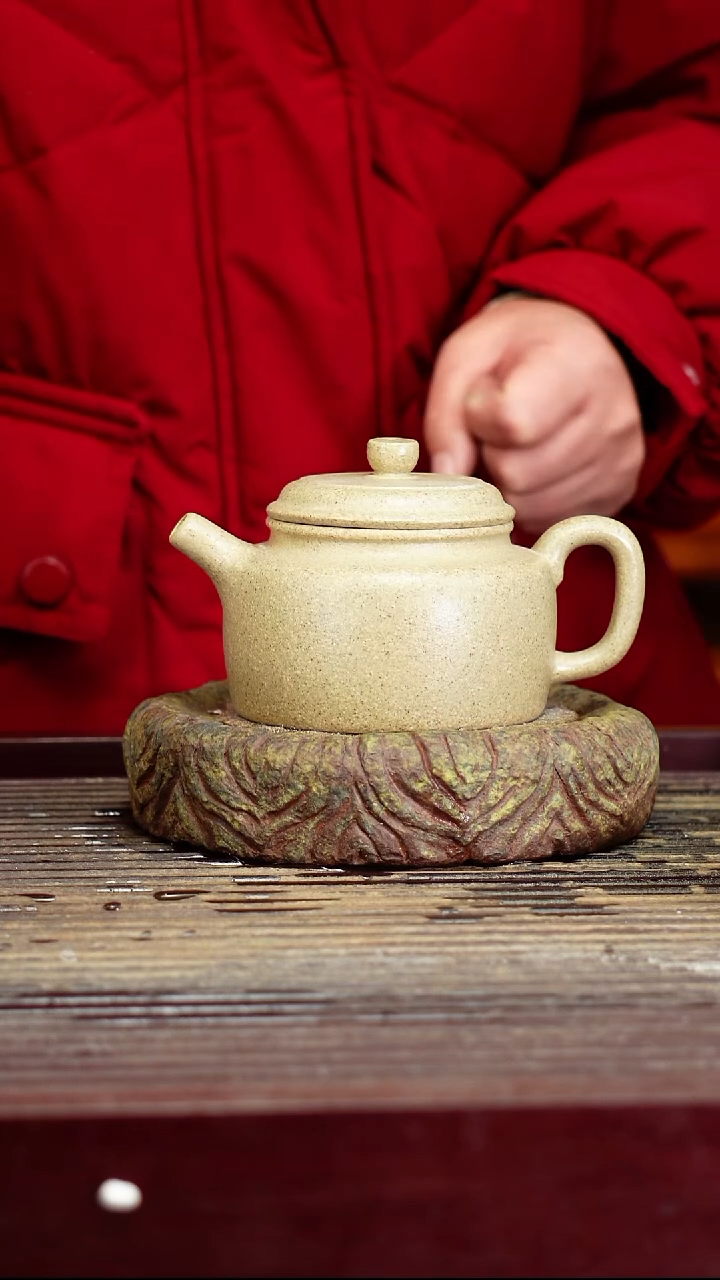 宜兴原矿紫砂壶茶壶宜兴原矿紫砂壶茶壶220C