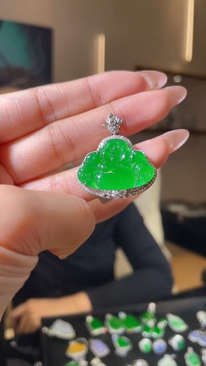 翡翠18K金镶嵌吊坠(不含链)天然翡翠A货