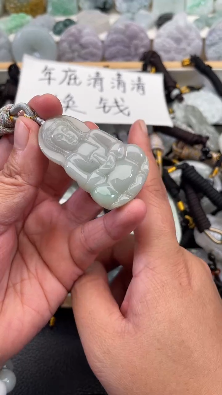 颈饰未镶嵌翡翠天然缅甸翡翠A货31