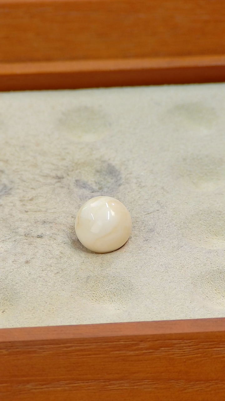 【闪购商品】蜜蜡裸石未镶嵌俄料微瑕11.1MM0.755克