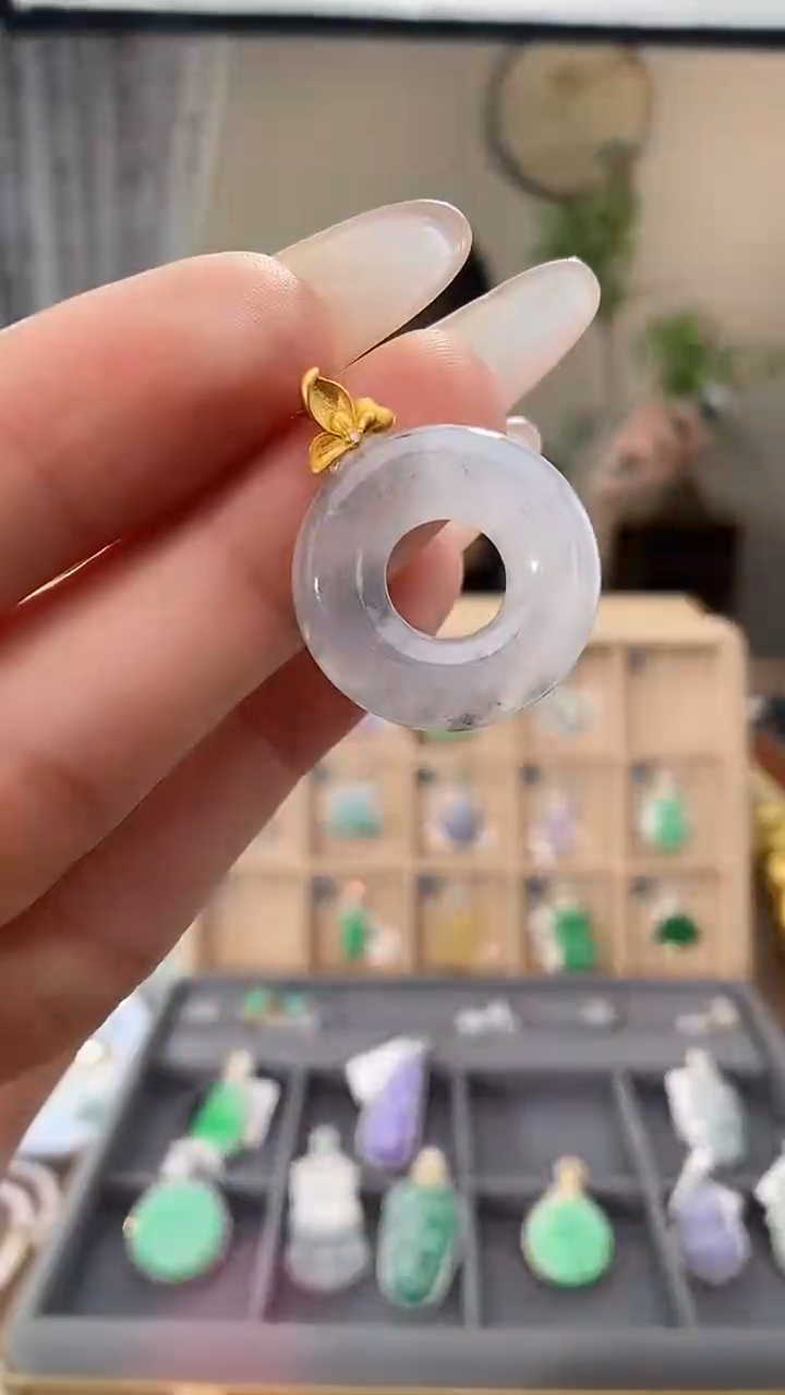 翡翠18K金镶嵌吊坠(不含链)甜甜圈