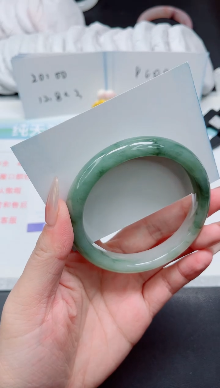 【闪购商品】石英质玉手镯未镶嵌521-63.7