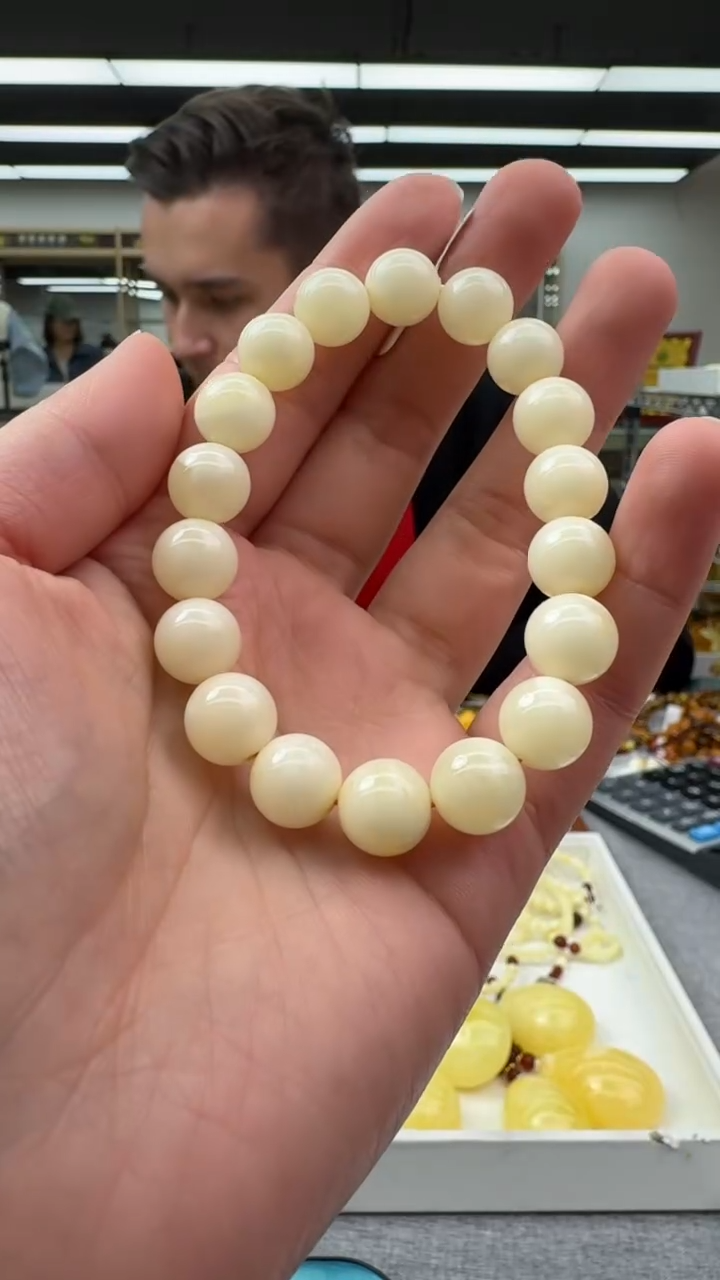 【闪购商品】琥珀手链未镶嵌520秒拍号