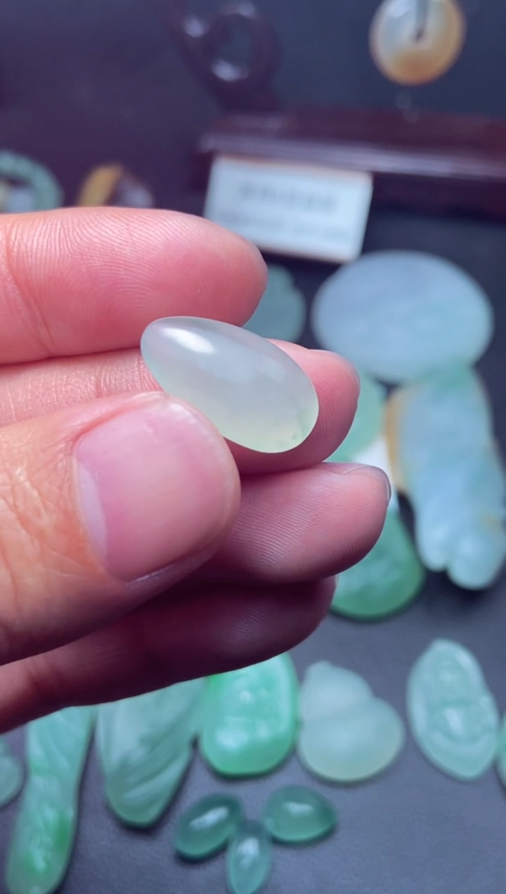 未镶嵌定制翡翠a货翡翠