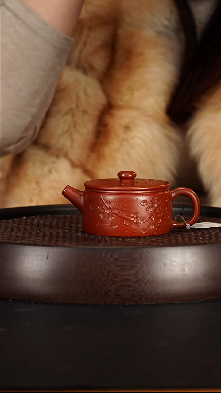 茶壶紫砂宜兴紫砂壶朱泥梅花汉瓦200cc