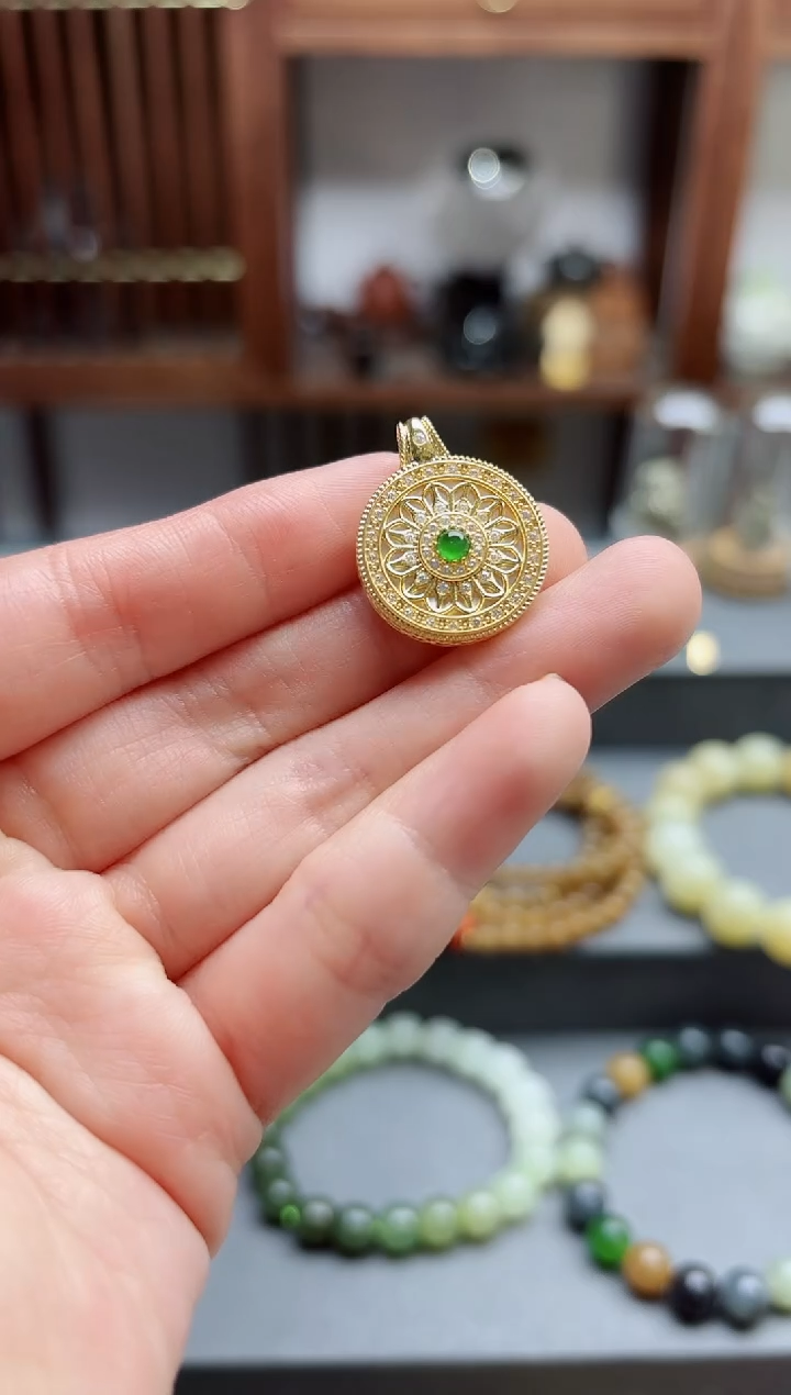 【闪购商品】贝壳（贝母）吊坠18K金镶嵌18k金贝母圆牌吊坠MY赠链