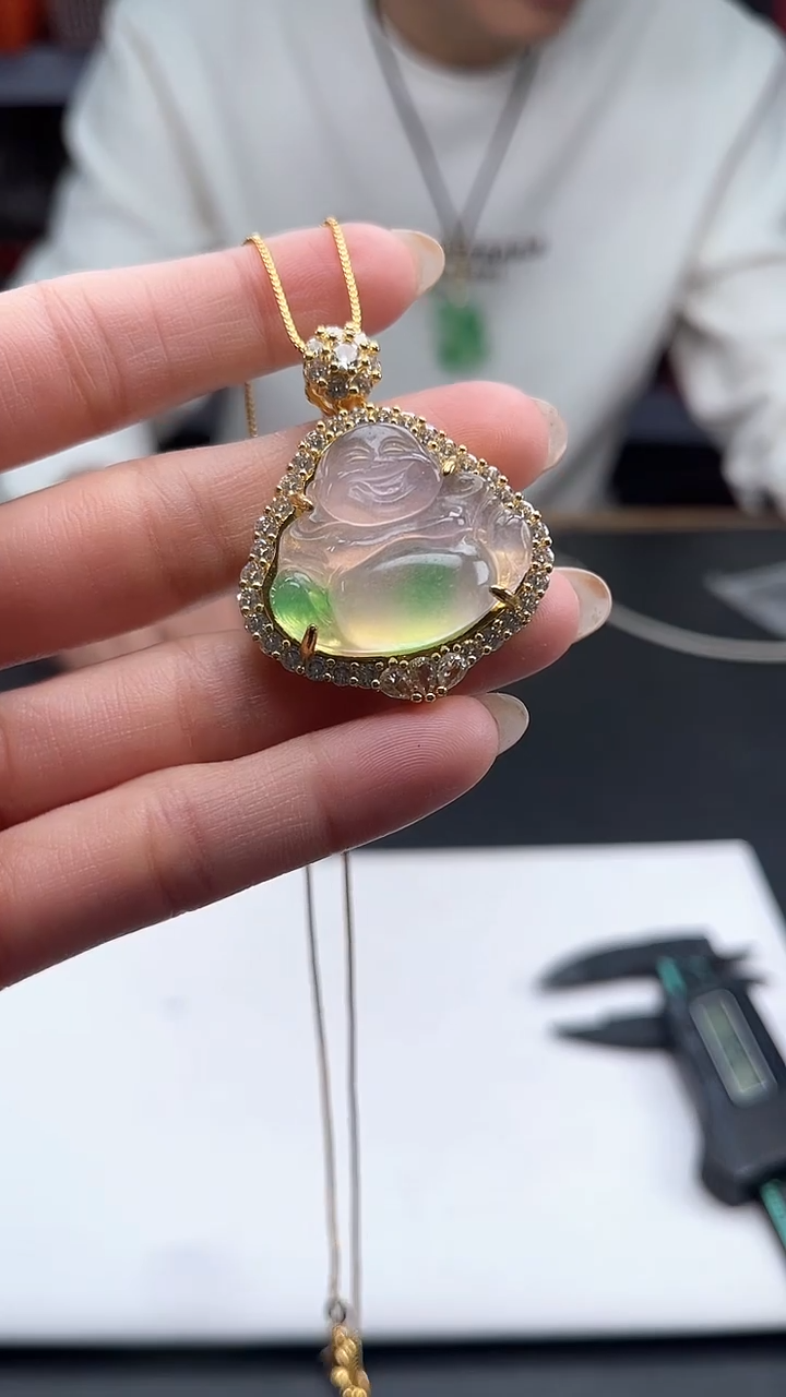 吊坠(赠链)合金石英质玉吊坠时尚百搭男女款多样发货其一