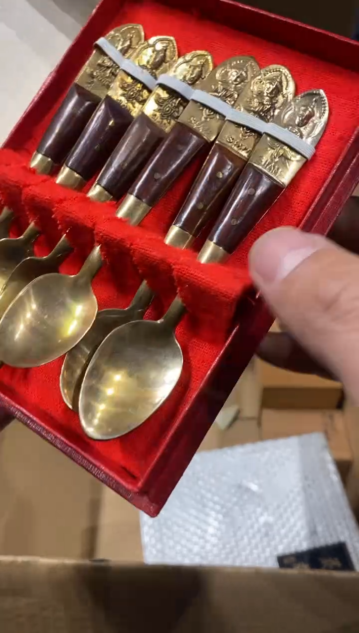 简****明中古回流 谨慎参拍