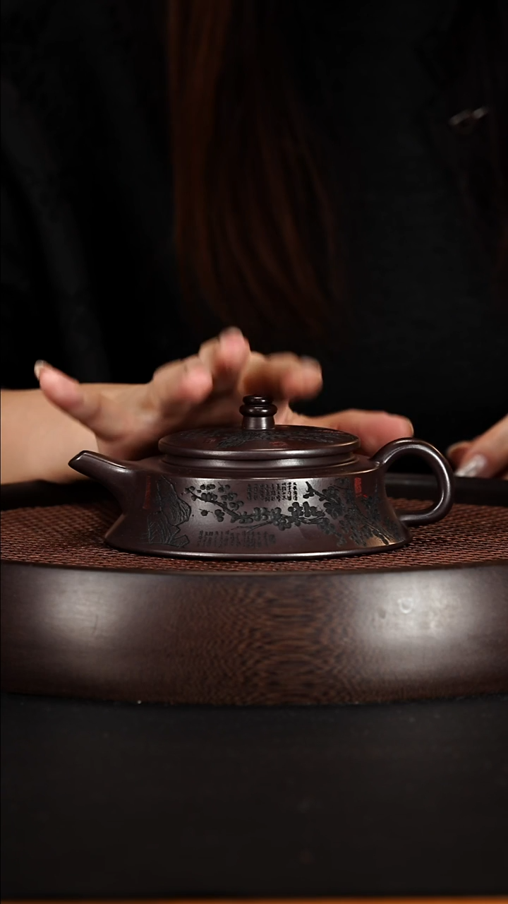 茶壶紫砂宜兴紫砂壶紫龙血砂桑盘220cc