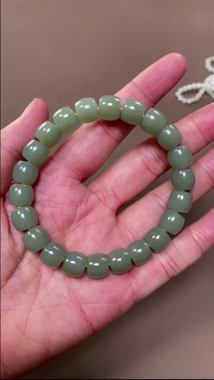 和田玉未镶嵌颈饰和田玉手串