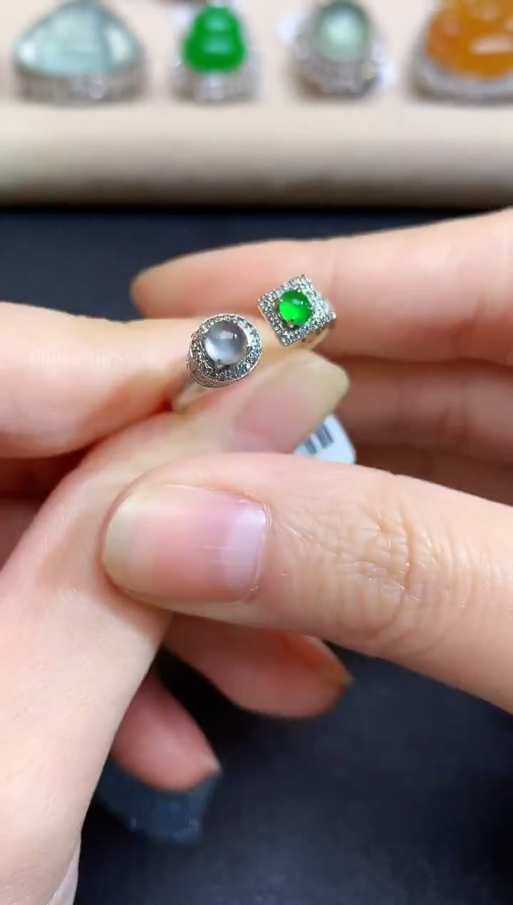 18K金镶嵌戒指翡翠A32 多样性发货一件